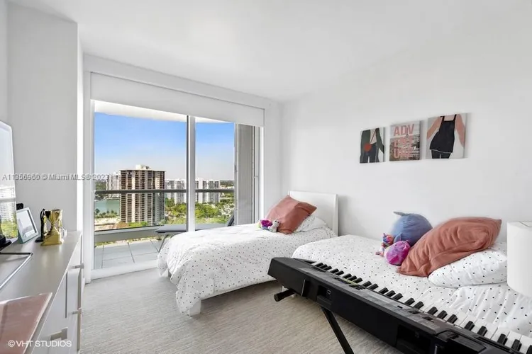 Williams Island 7000 #2203 image #13