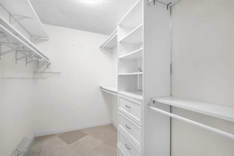 Towers of Key Biscayne #C506 image #9