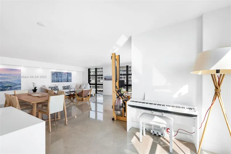 Towers of Key Biscayne #A501 image #18