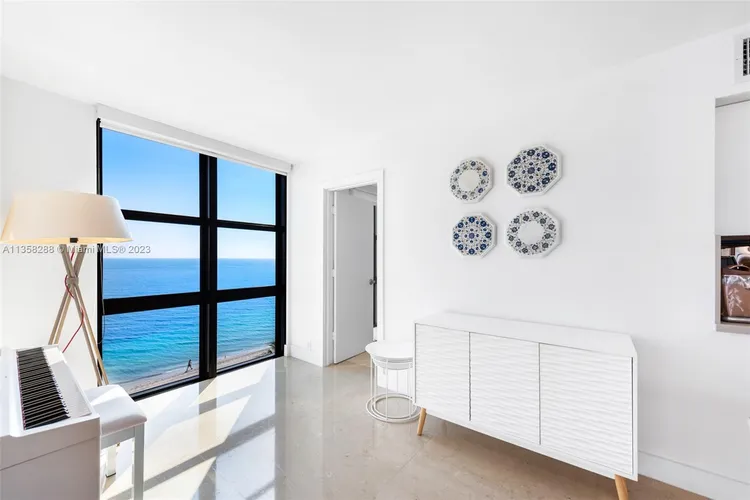 Towers of Key Biscayne #A501 image #19