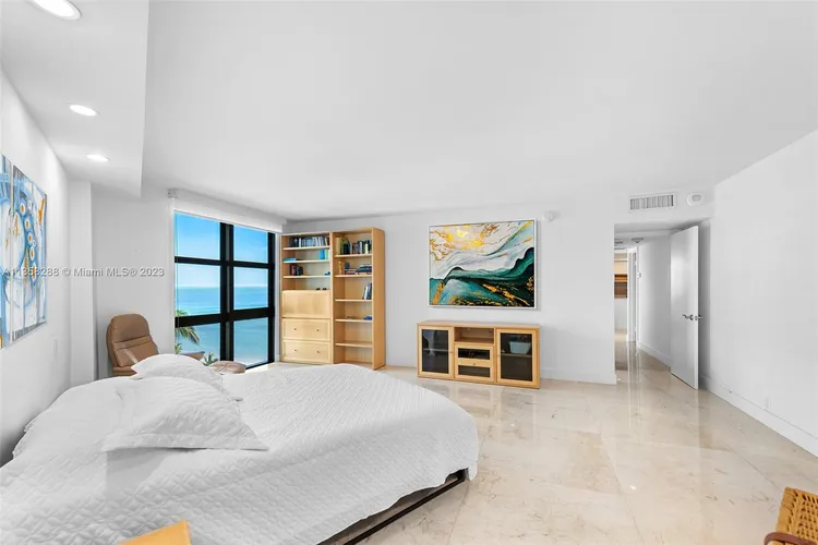 Towers of Key Biscayne #A501 image #25