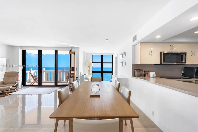 Towers of Key Biscayne #A501 image #6