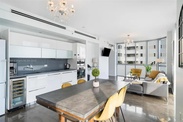 Boulan #311 image #10