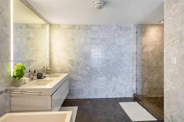 Boulan #311 image #21