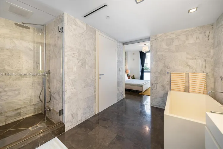 Boulan #311 image #23