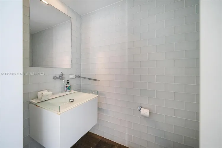 Boulan #311 image #27