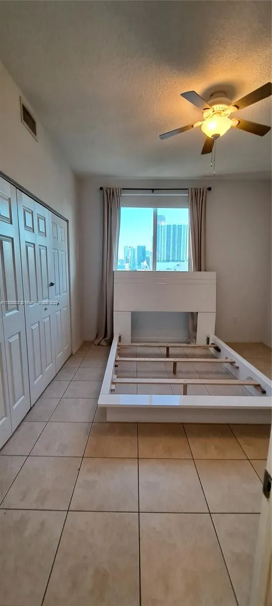 1800 Biscayne Plaza #606 image #12