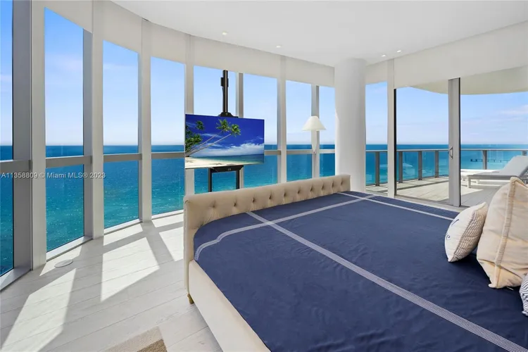 Chateau Beach Residences #1201 image #18