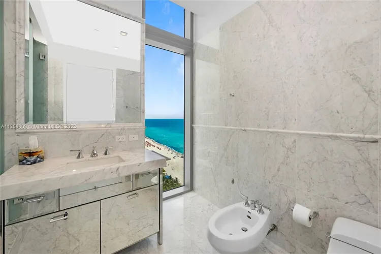 Chateau Beach Residences #1201 image #22
