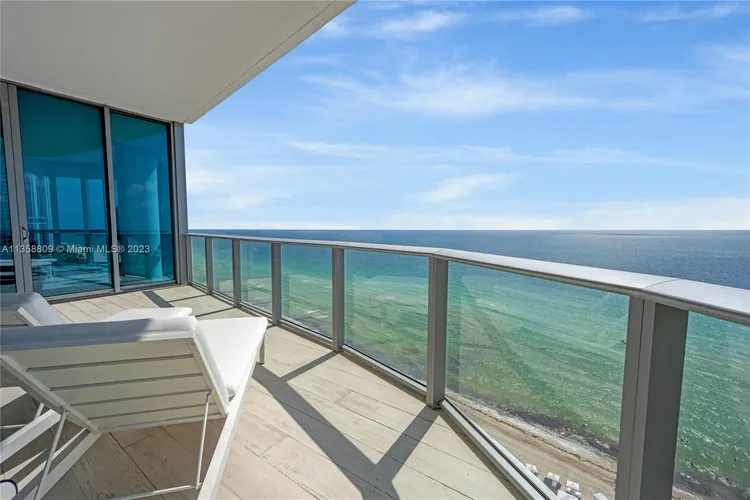 Chateau Beach Residences #1201 image #26