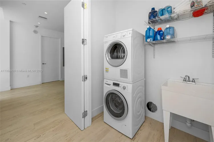 Chateau Beach Residences #1201 image #30