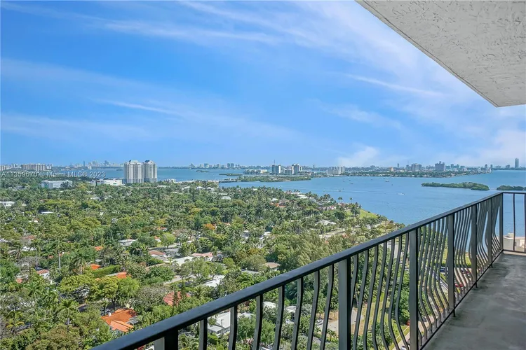 Palm Bay Yacht Club #2308 image #12