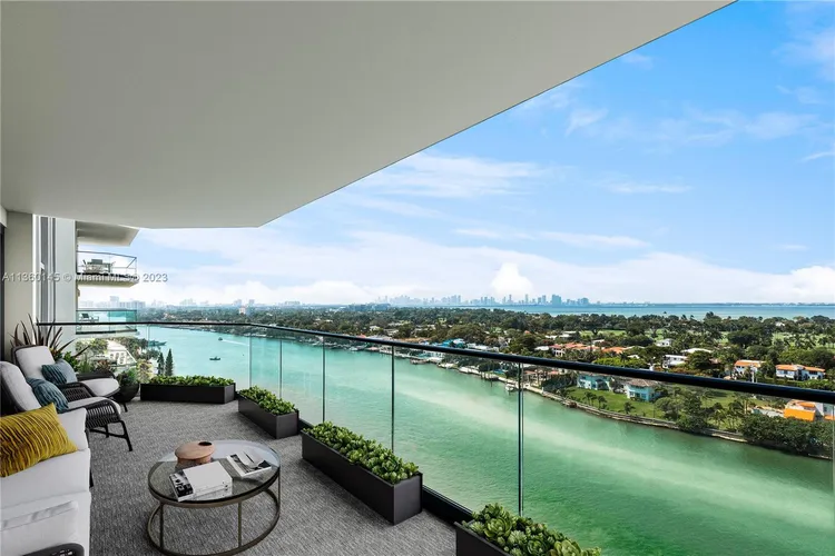 Tower House #1602 image #19