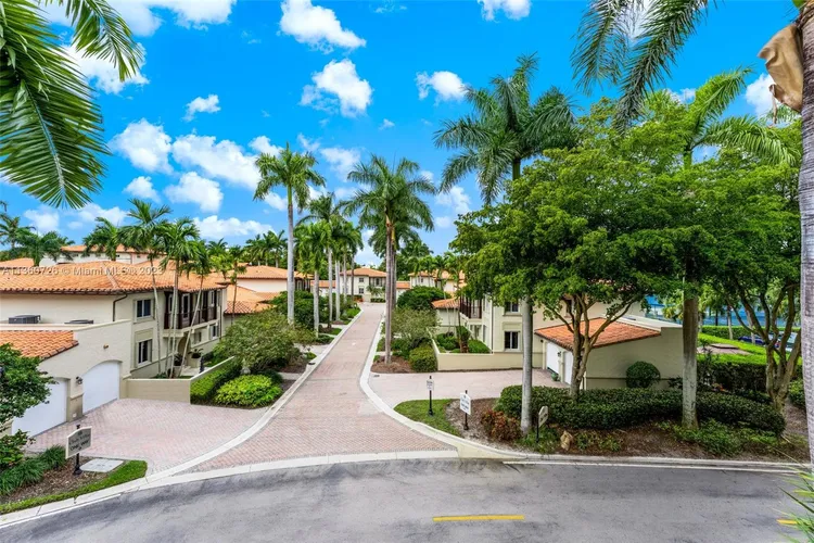 Padua Condo Deering Bay #228 image #19