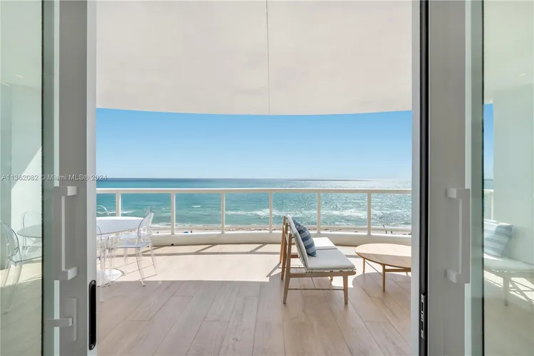 La Tour #803 image #21