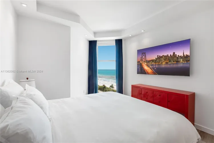 La Tour #803 image #46