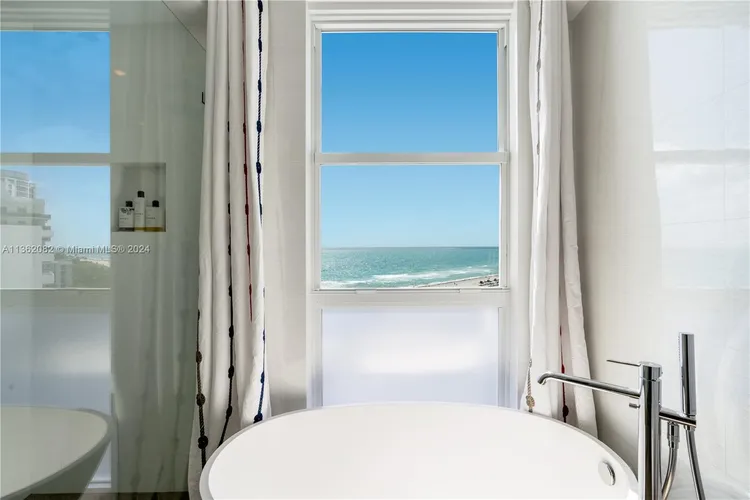 La Tour #803 image #54