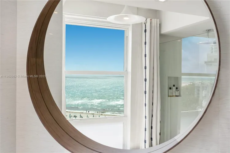 La Tour #803 image #57