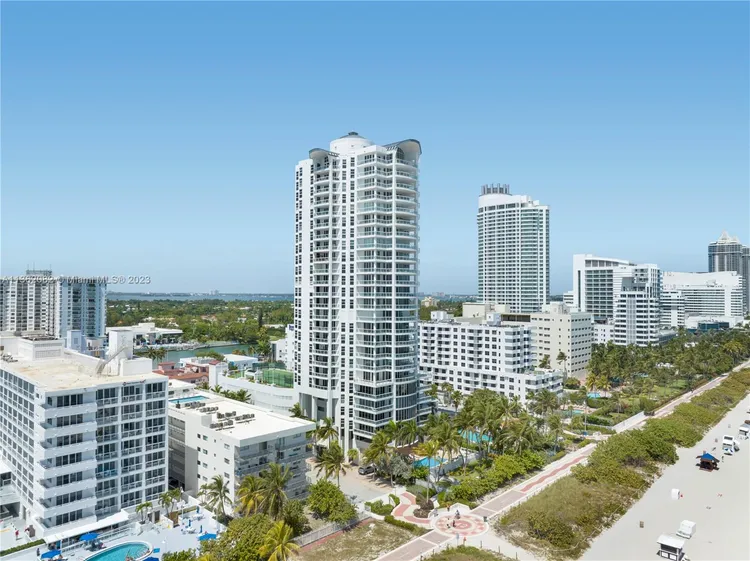 La Tour #803 image #71