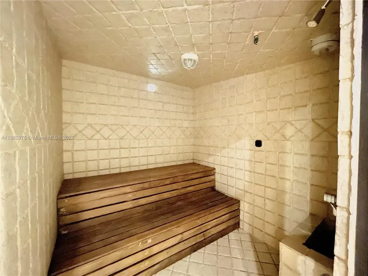 Towers of Key Biscayne #D302 image #13