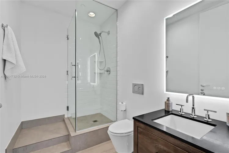 St. Regis Bal Harbour South #603S image #31