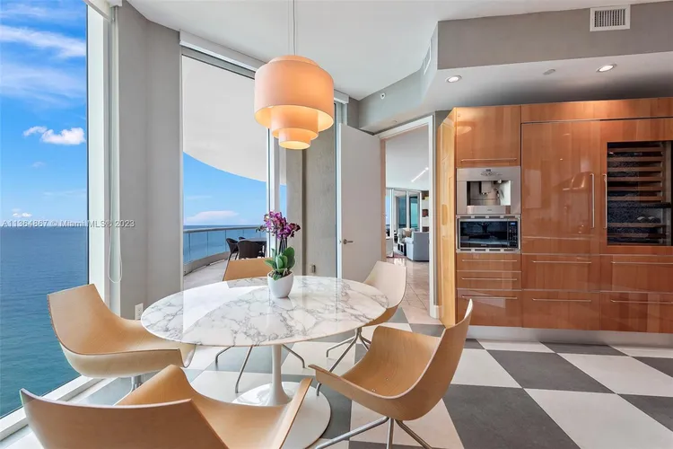 Turnberry Ocean Colony #2104 image #18