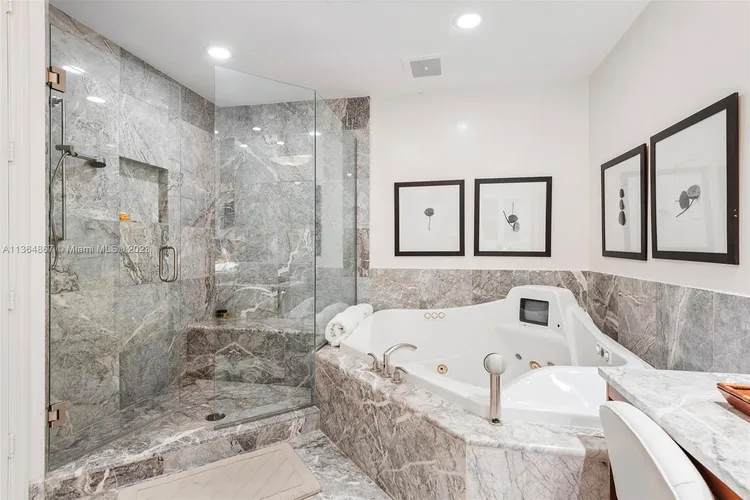 Turnberry Ocean Colony #2104 image #25