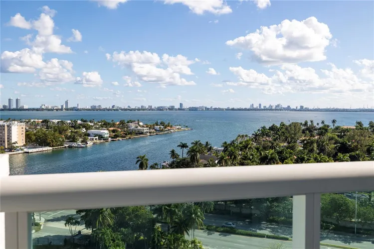 360 Condo #1413 image #12