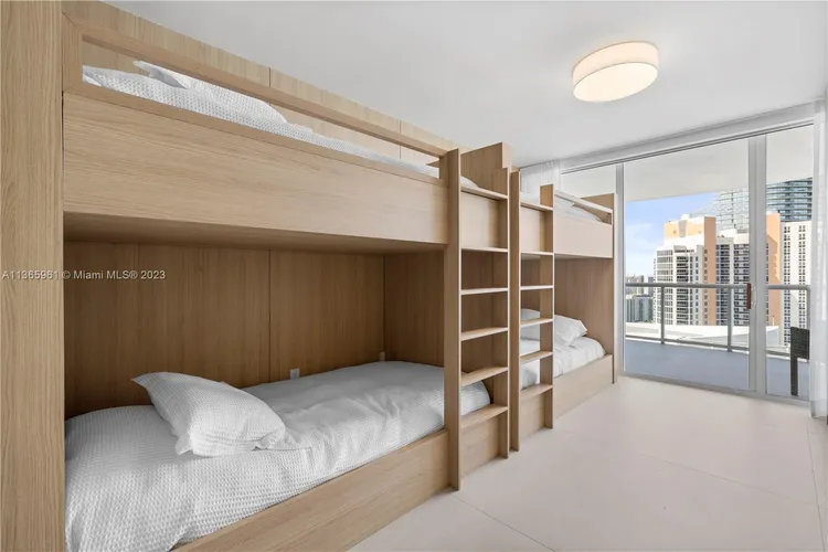 Millennium #3102 image #20