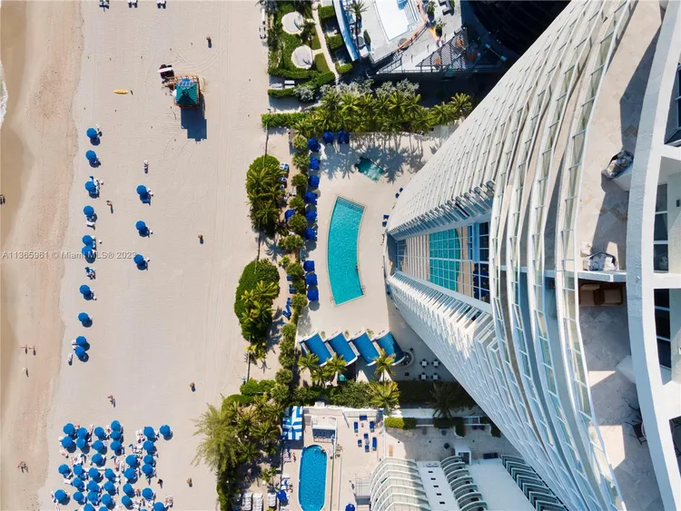 Millennium #3102 image #30