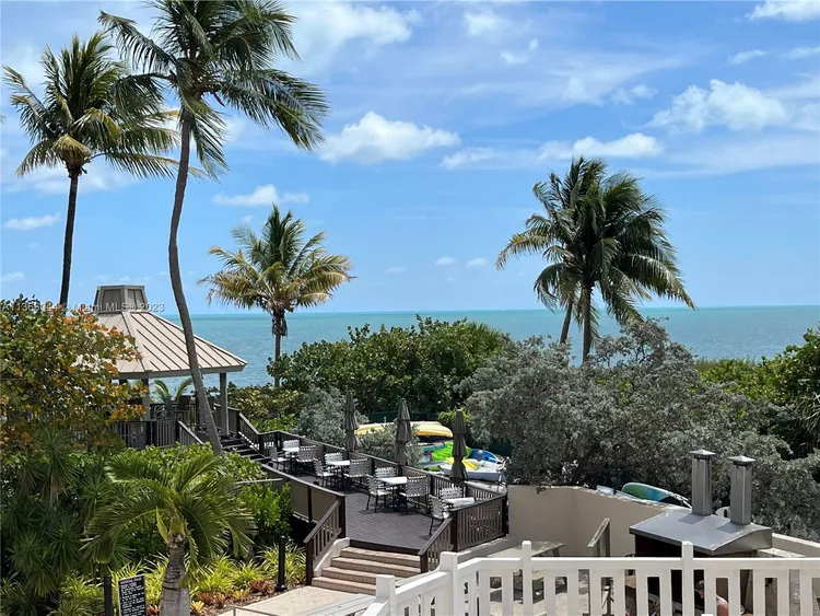 Towers of Key Biscayne #B1104 image #29