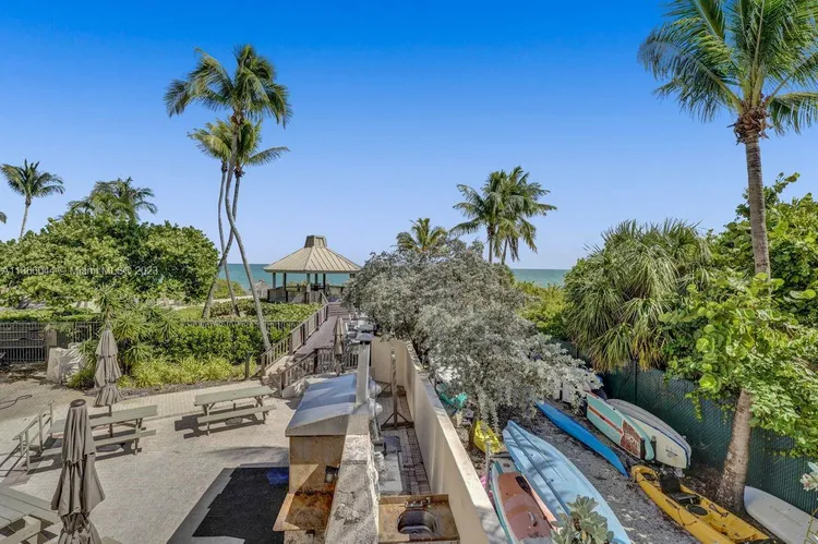 Towers of Key Biscayne #B1104 image #32