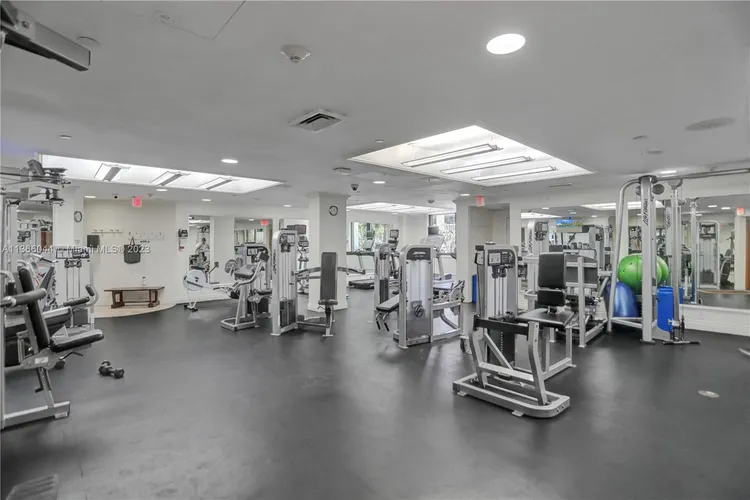 Towers of Key Biscayne #B1104 image #35