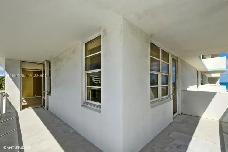 Sea Air Towers #424 image #14