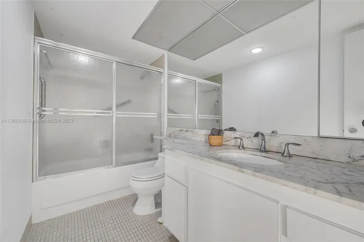 Towers of Key Biscayne #A607 image #22