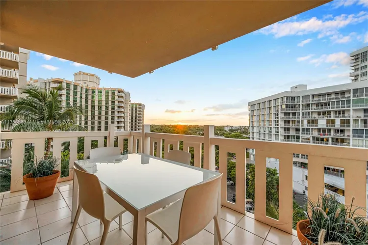 Towers of Key Biscayne #A607 image #27