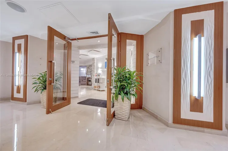 Towers of Key Biscayne #A607 image #34