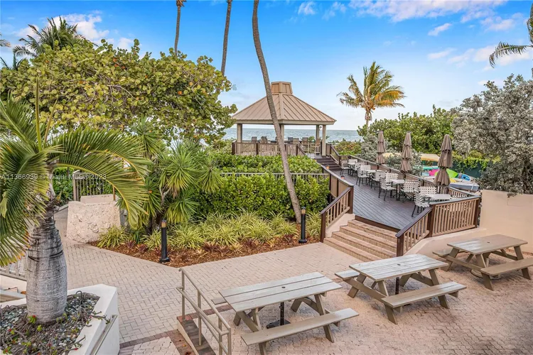 Towers of Key Biscayne #A607 image #39