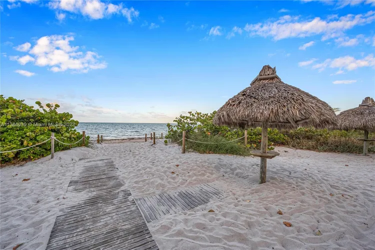 Towers of Key Biscayne #A607 image #40