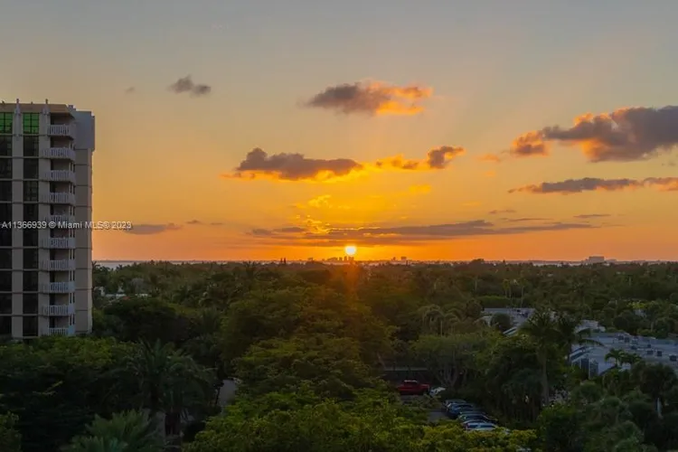 Towers of Key Biscayne #A607 image #46