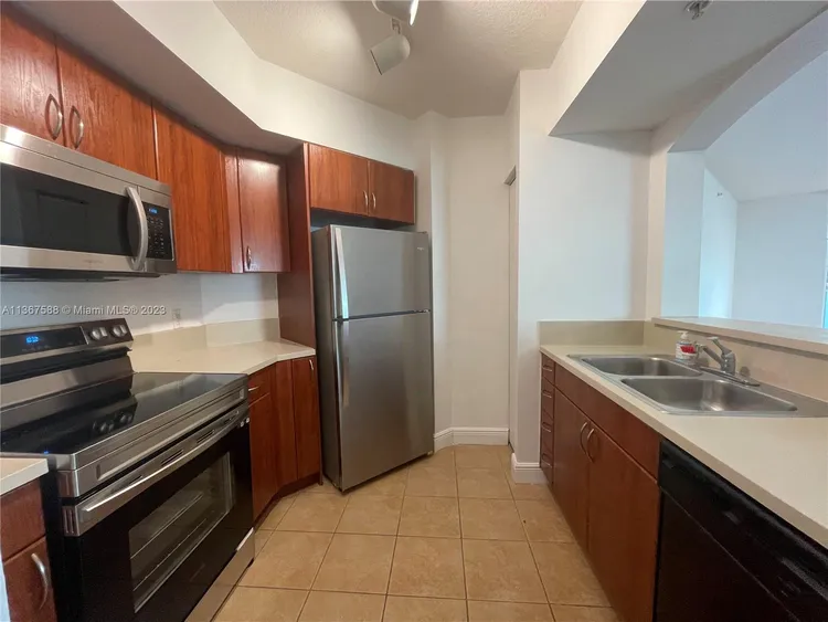 The Waverly at Surfside #321 image #6