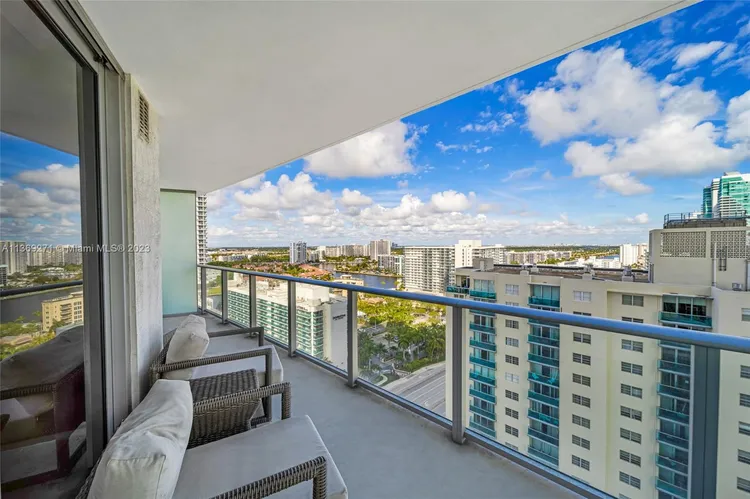 Hyde Resorts & Residences #1410 image #23
