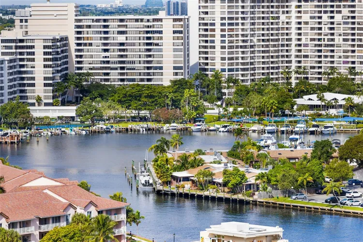 Hyde Resorts & Residences #1410 image #24