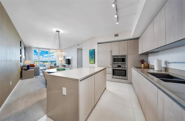 Hyde Resorts & Residences #1410 image #7