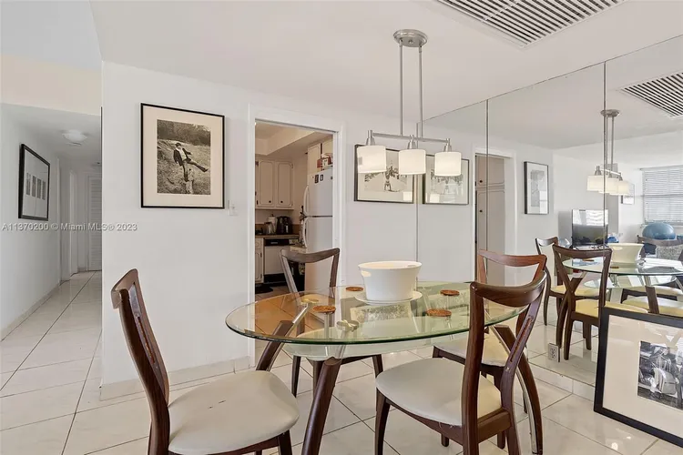 Belle Plaza #801 image #23