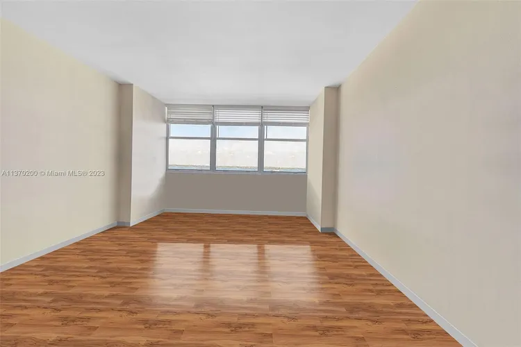 Belle Plaza #801 image #24