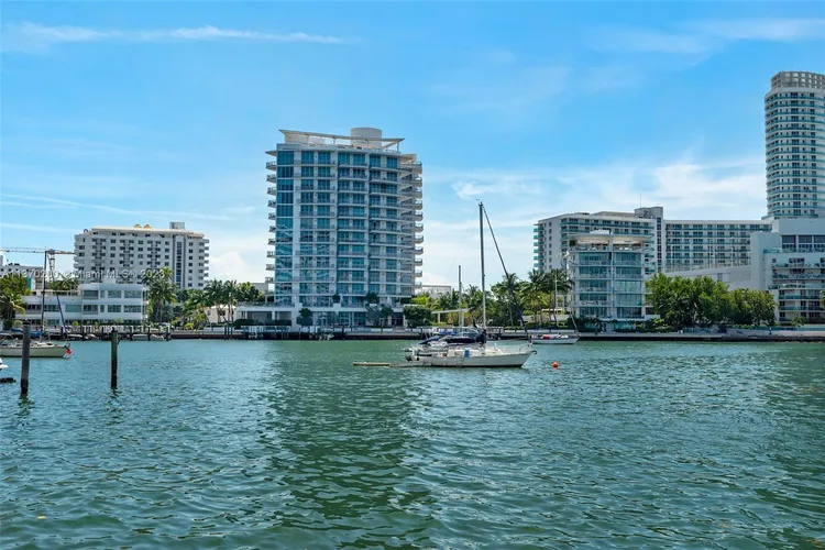 Belle Plaza #801 image #31