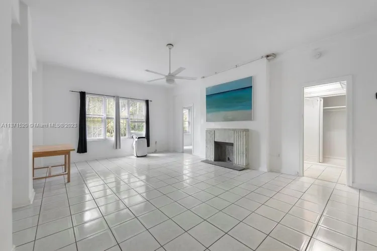 Helen Mar #1D image #12