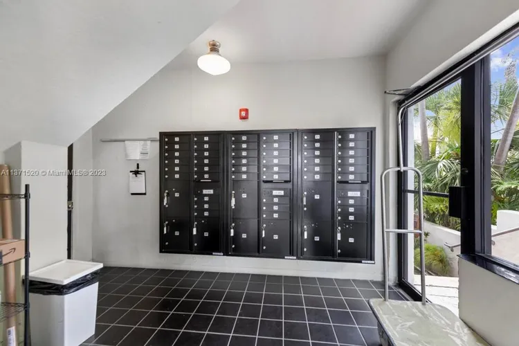 Helen Mar #1D image #8