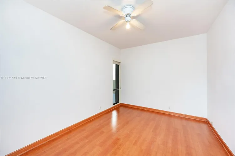 Key Colony IV Botanica #303 image #18